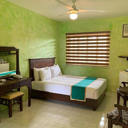 Flushing Meadows Resorts & Playground Panglao Exterior photo